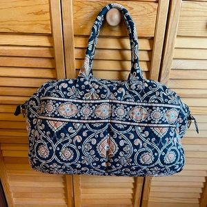 Vera Bradley Weekender bag